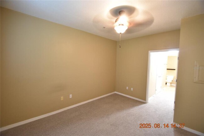 Building Photo - 1810 E Palm Ave