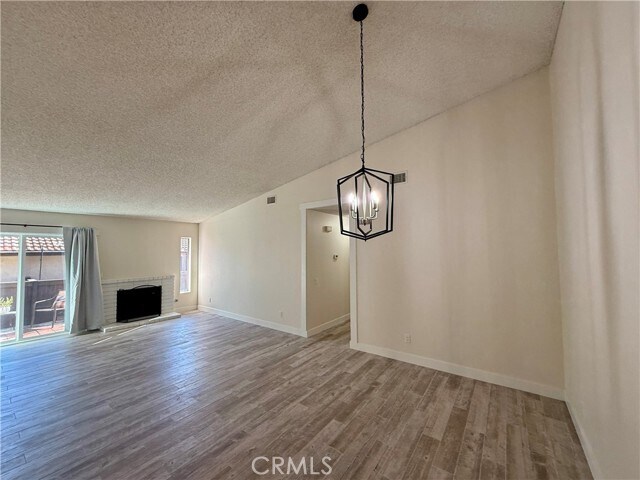 Building Photo - 1827 N Solano Ave