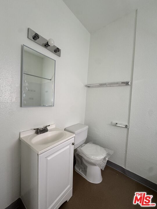 Building Photo - 3051 Leeward Ave