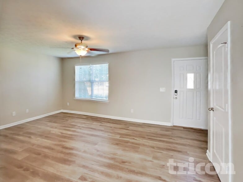 Building Photo - 1068 Woodall Rd