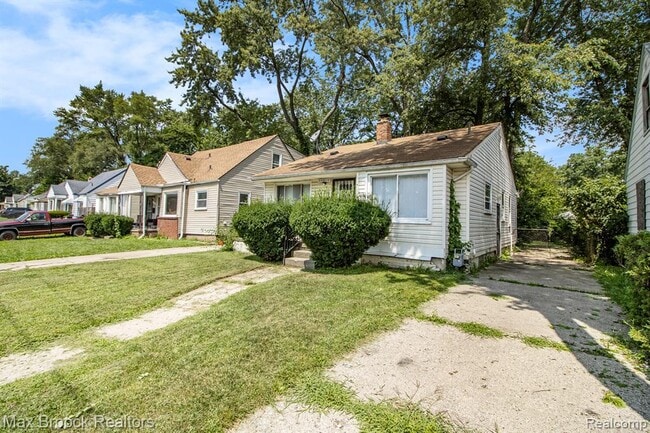 Building Photo - 22510 Frisbee St