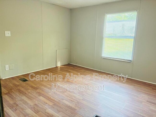 Building Photo - 3822 Towery Rd