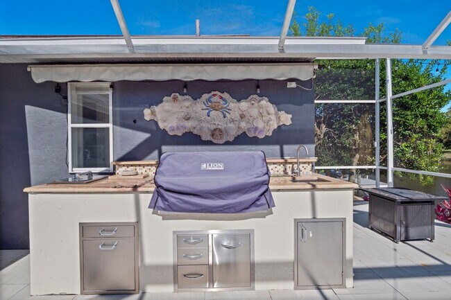 Building Photo - 13 Cleveland Ct