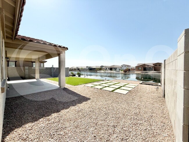 Building Photo - 40785 W Agave Rd