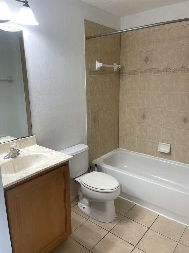 Building Photo - 509 Cabernet Pl