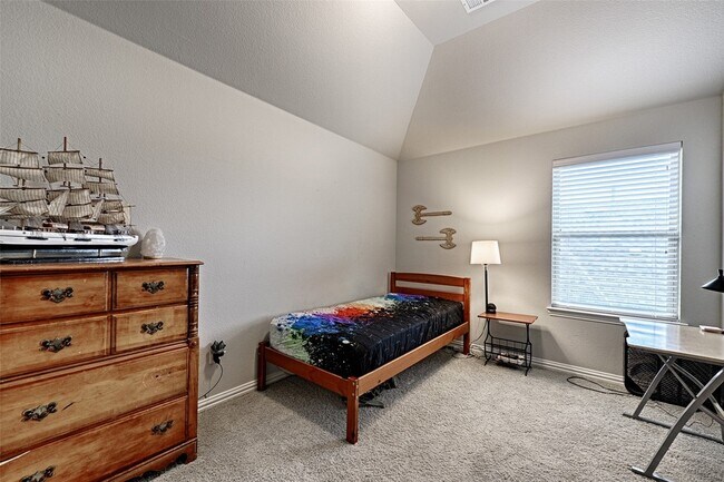 Building Photo - 3515 Washington Dr