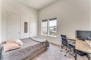 Building Photo - 6304 Toscana Ave