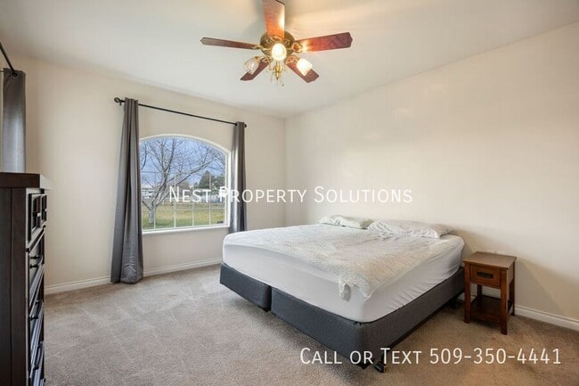 Building Photo - 12049 Baseline Rd E