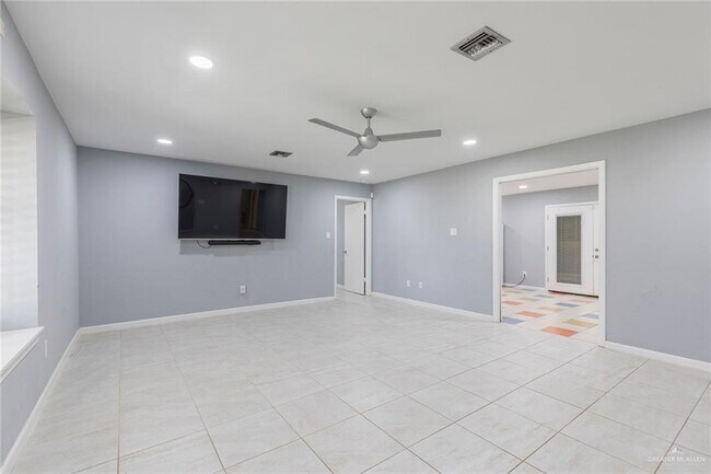 Building Photo - 3316 Palenque Dr