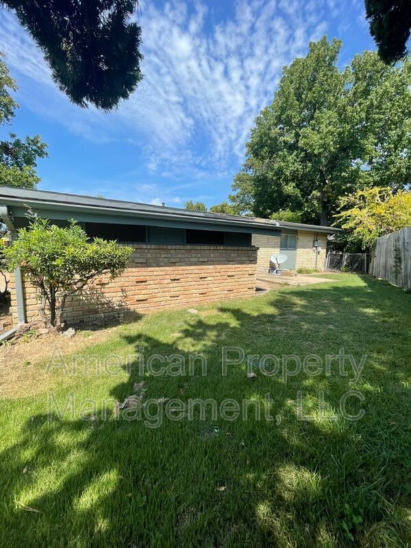 Building Photo - 7217 E 55th Pl