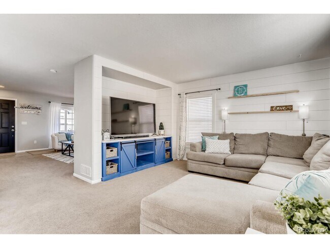 Building Photo - 15466 E 101st Pl