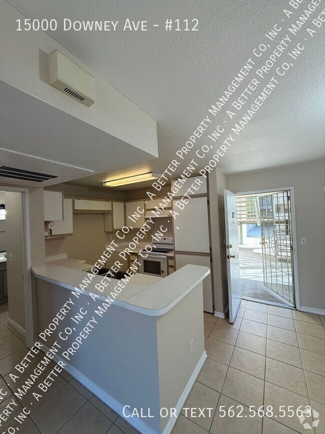 Building Photo - Front Gated 1 Bedroom Condo with AC, Dishw...