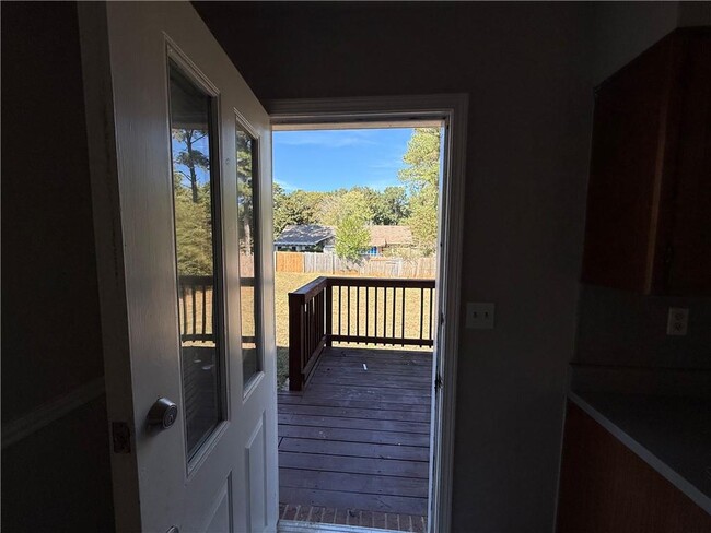 Building Photo - 2124 Fieldstone View Ct SE