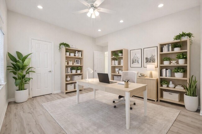 Building Photo - 14914 W Bend Dr