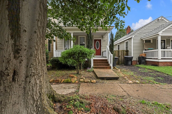 Building Photo - 122 Webster Ave