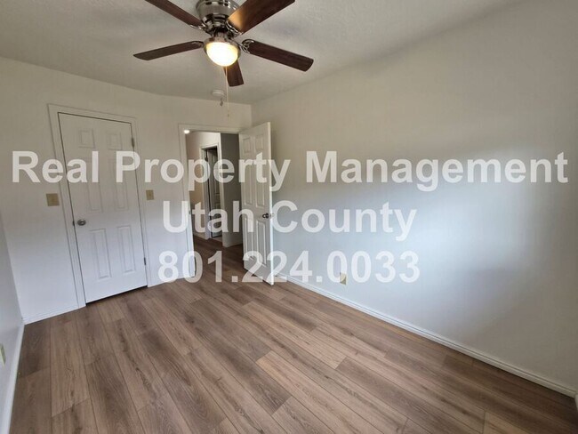 Building Photo - 747 Hanover Dr