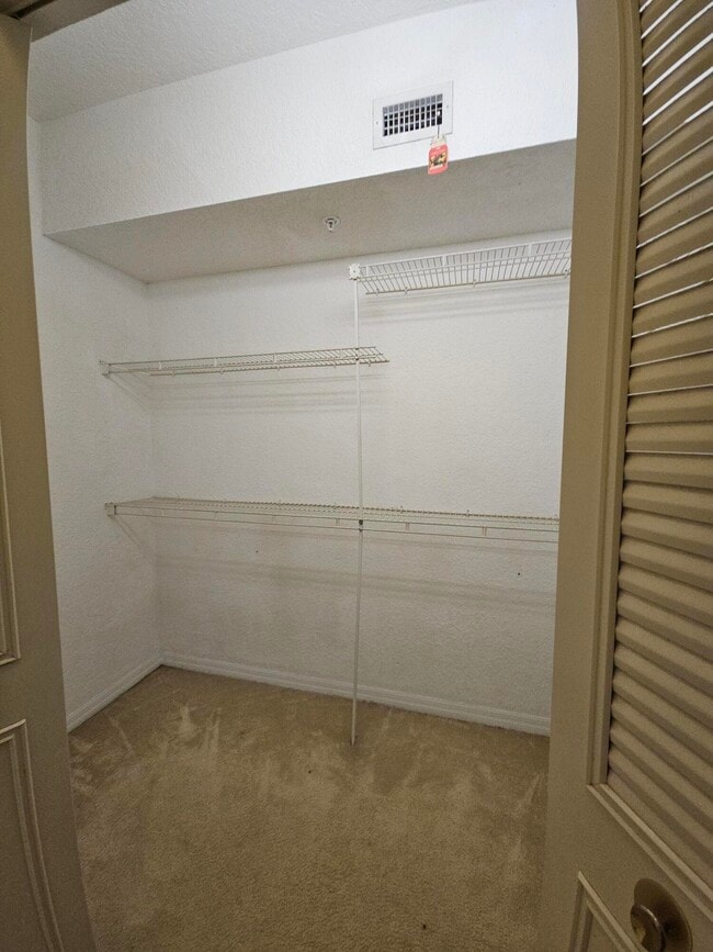 Building Photo - 761 SW 148th Ave