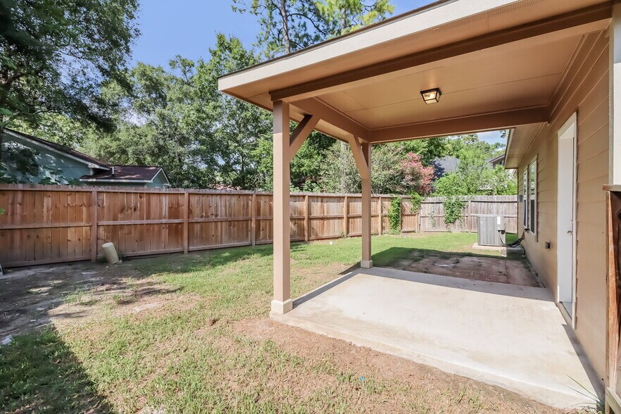 Building Photo - 718 Neap Ct