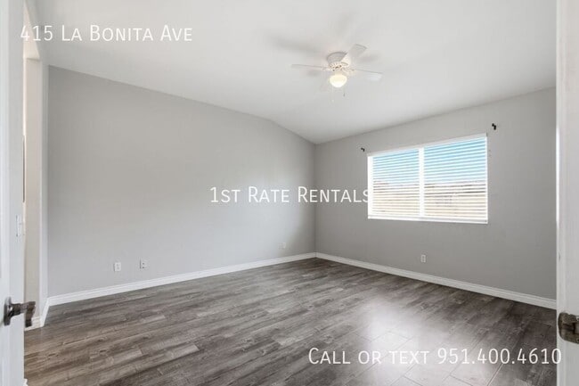 Building Photo - 415 La Bonita Ave
