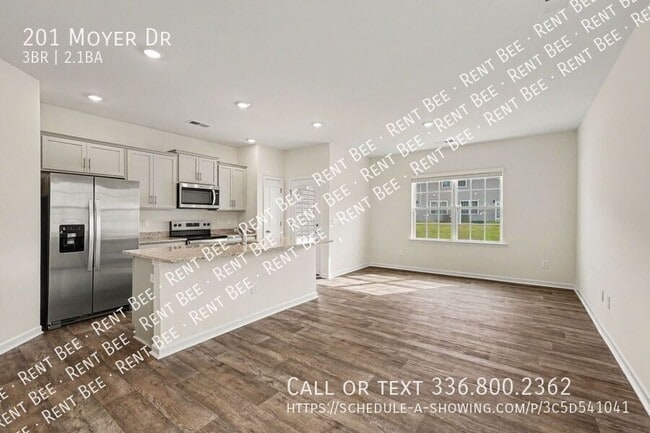 Building Photo - 201 Moyer Dr