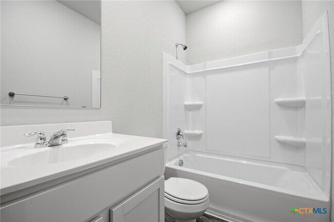 Building Photo - 292 Legacy Cir