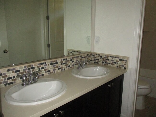 Building Photo - 381 Windsong Way