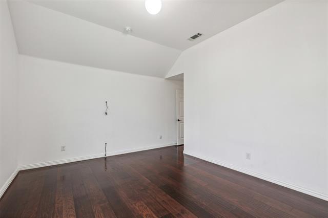 Building Photo - 720 Yarrow St