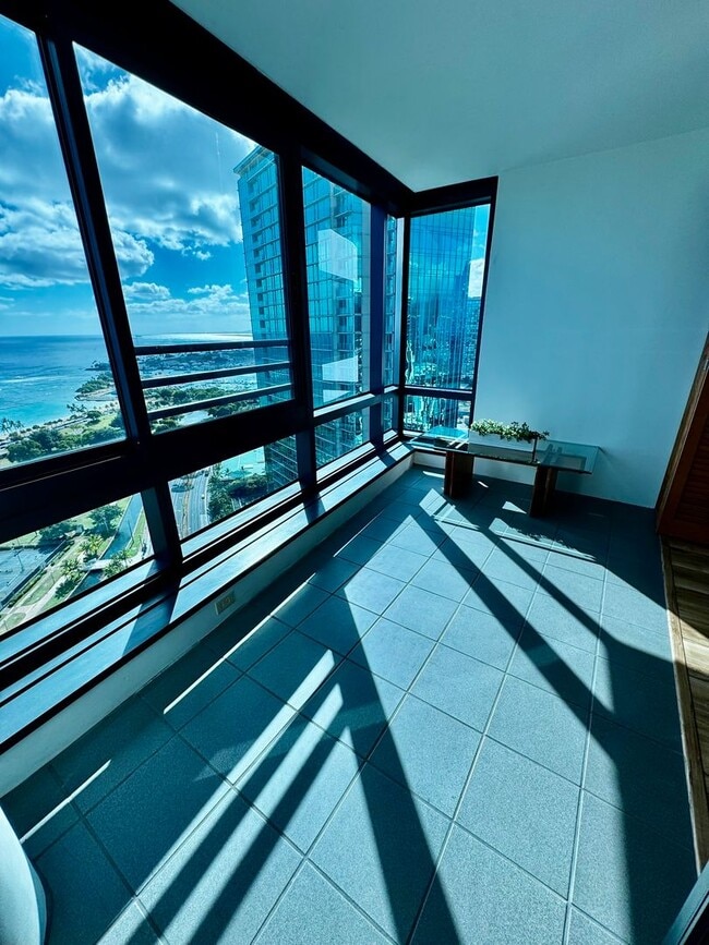 Building Photo - 1330 Ala Moana Blvd