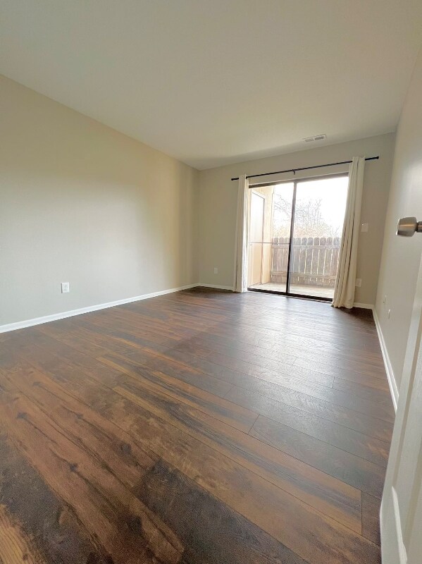 Building Photo - 2265 Hedgerow Road