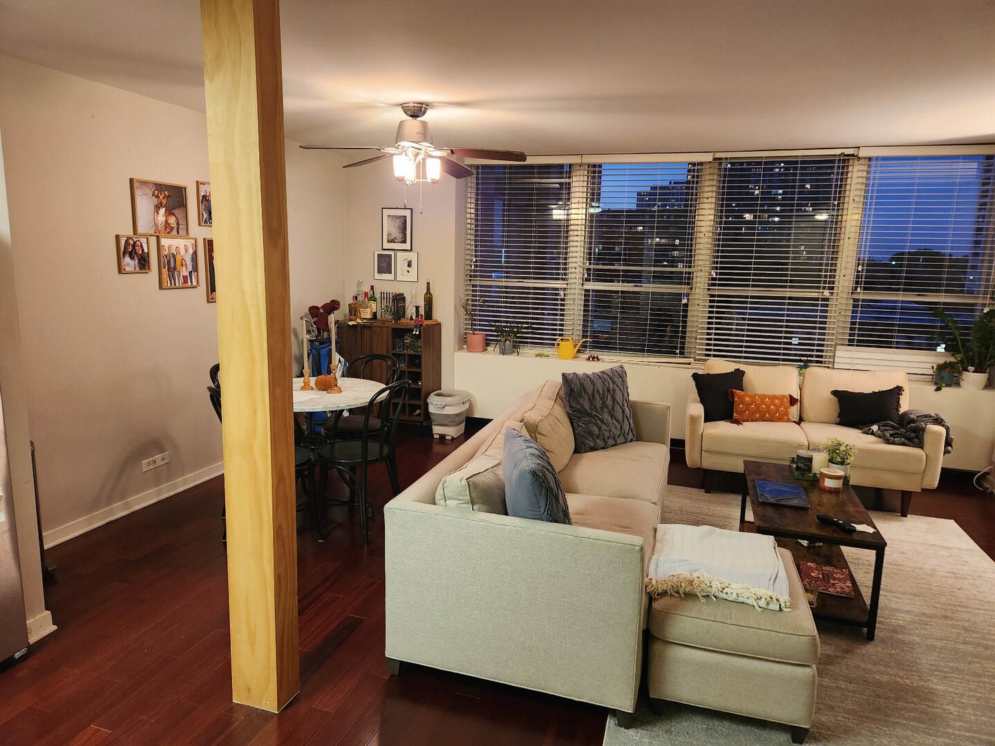 spacious HUGE living room - 655 W Irving Park Rd