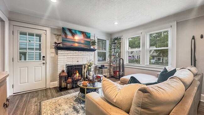 Building Photo - 3576 Norland Ct