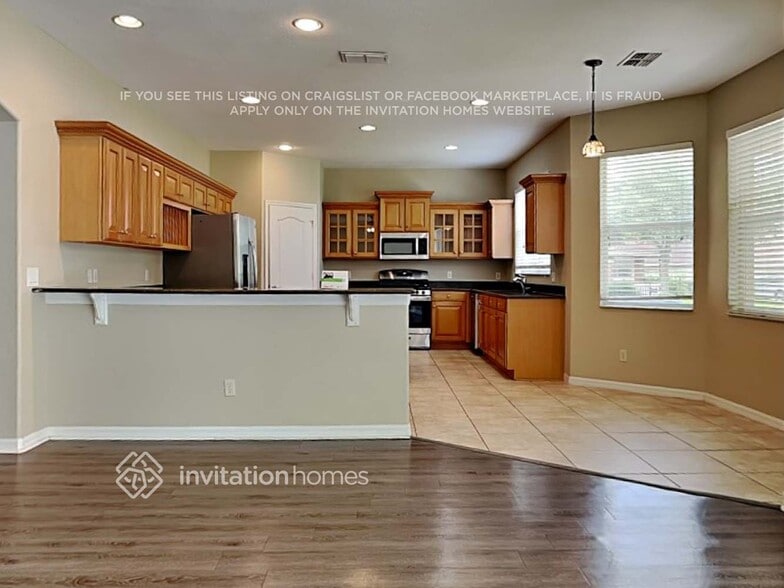 Building Photo - 9343 Mandrake Ct