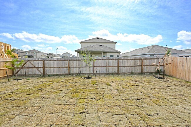 Building Photo - 462 River Run Wy