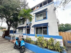 Building Photo - 1021 NW 3rd St