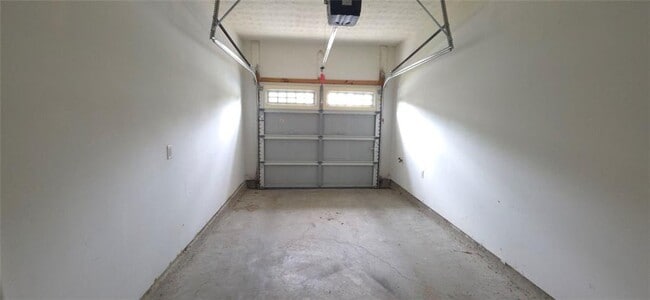 Building Photo - 1209 Bronze Oak Way