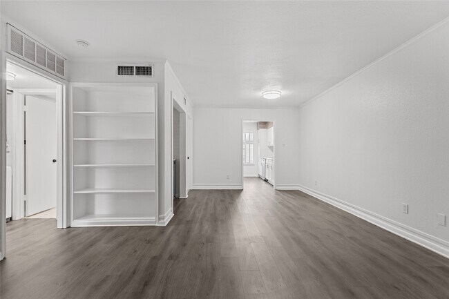 Building Photo - 2350 Bering Dr