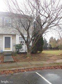 Building Photo - 190 Sherando Cir