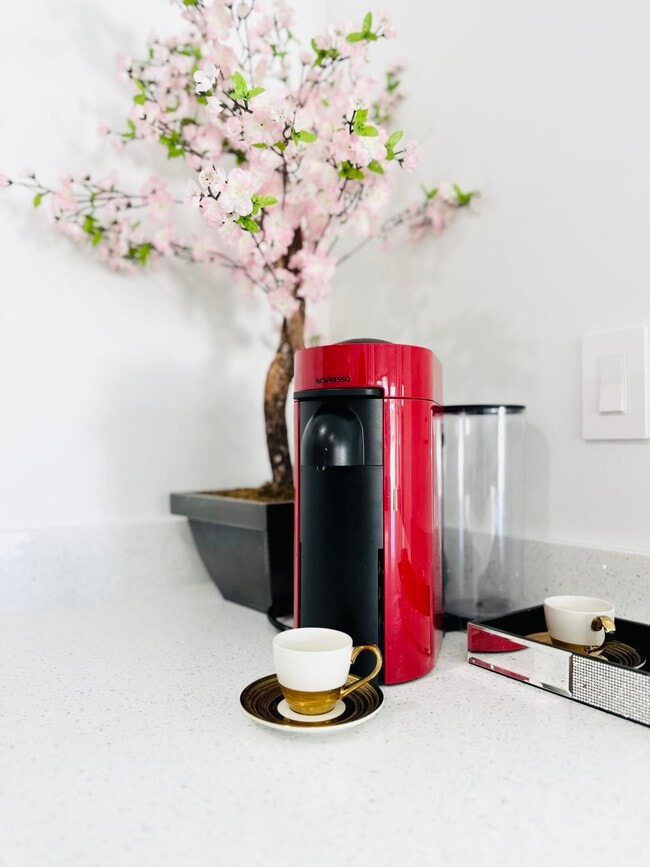 Building Photo - 2316 Freedom St