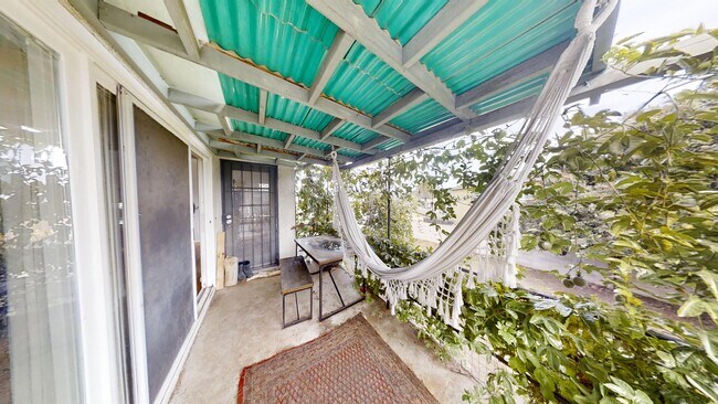 Building Photo - 4985 Curry Dr