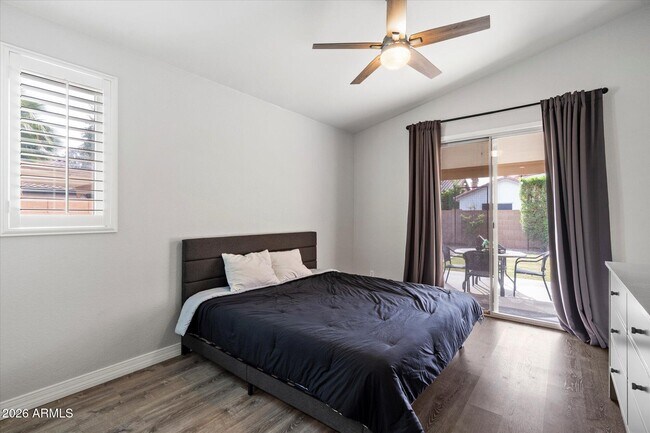 Building Photo - 6681 W Dublin Ln