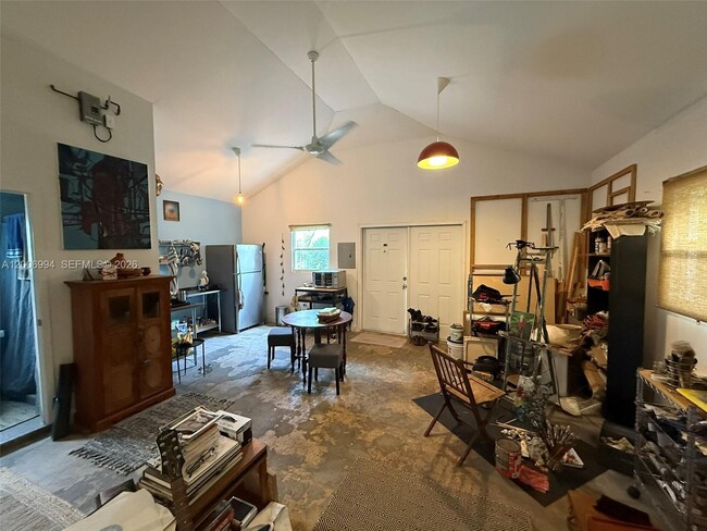 Building Photo - 294 NE 57th St