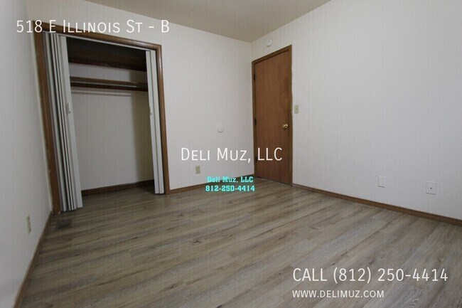 Building Photo - 518 E Illinois St