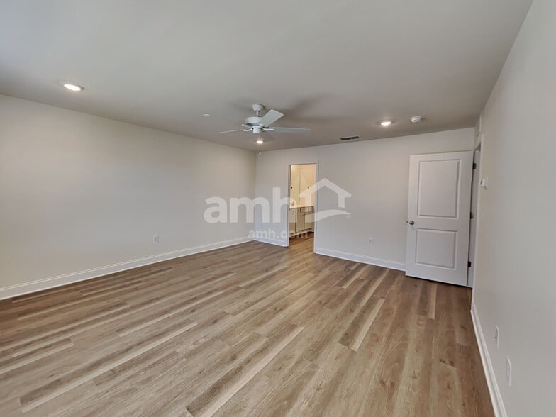 Building Photo - 3009 Ansley Place Rd