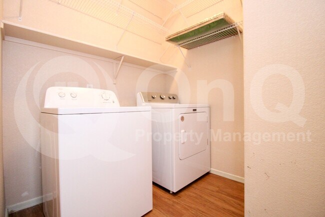 Building Photo - 3062 S Mandy