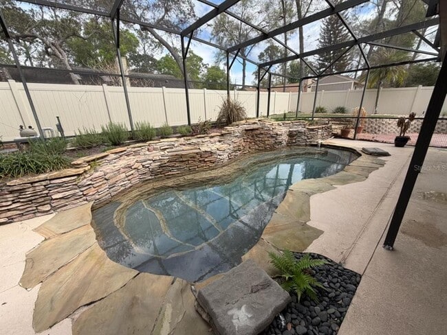 Building Photo - 990 Campello St