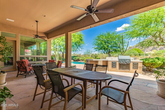 Building Photo - 13296 E Appaloosa Pl