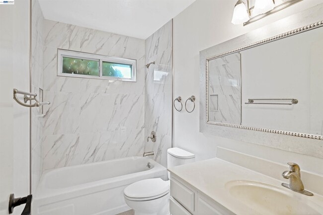 Building Photo - 9699 Rudway Ct