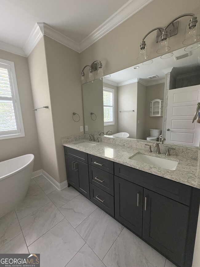 Building Photo - 101 Scaup Dr