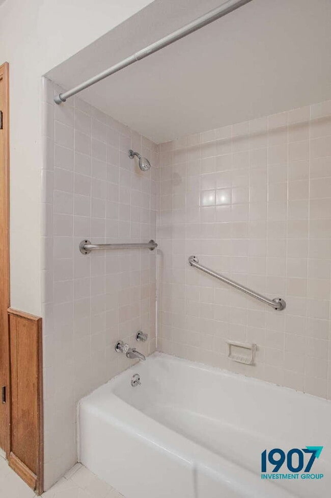 Building Photo - Spacious 2-Bedroom Home with Hardwood Flooring and Brick Fireplace in OKC!