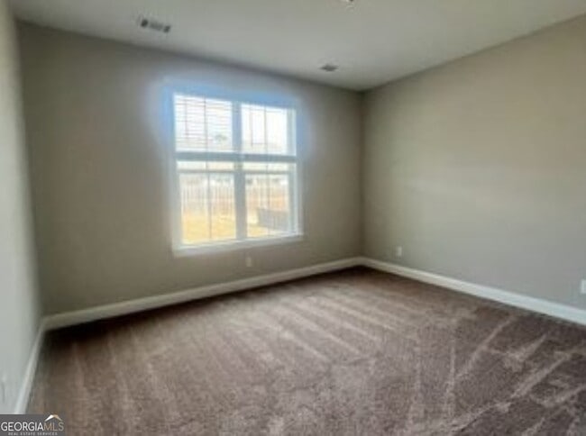 Building Photo - 135 Sams Dr